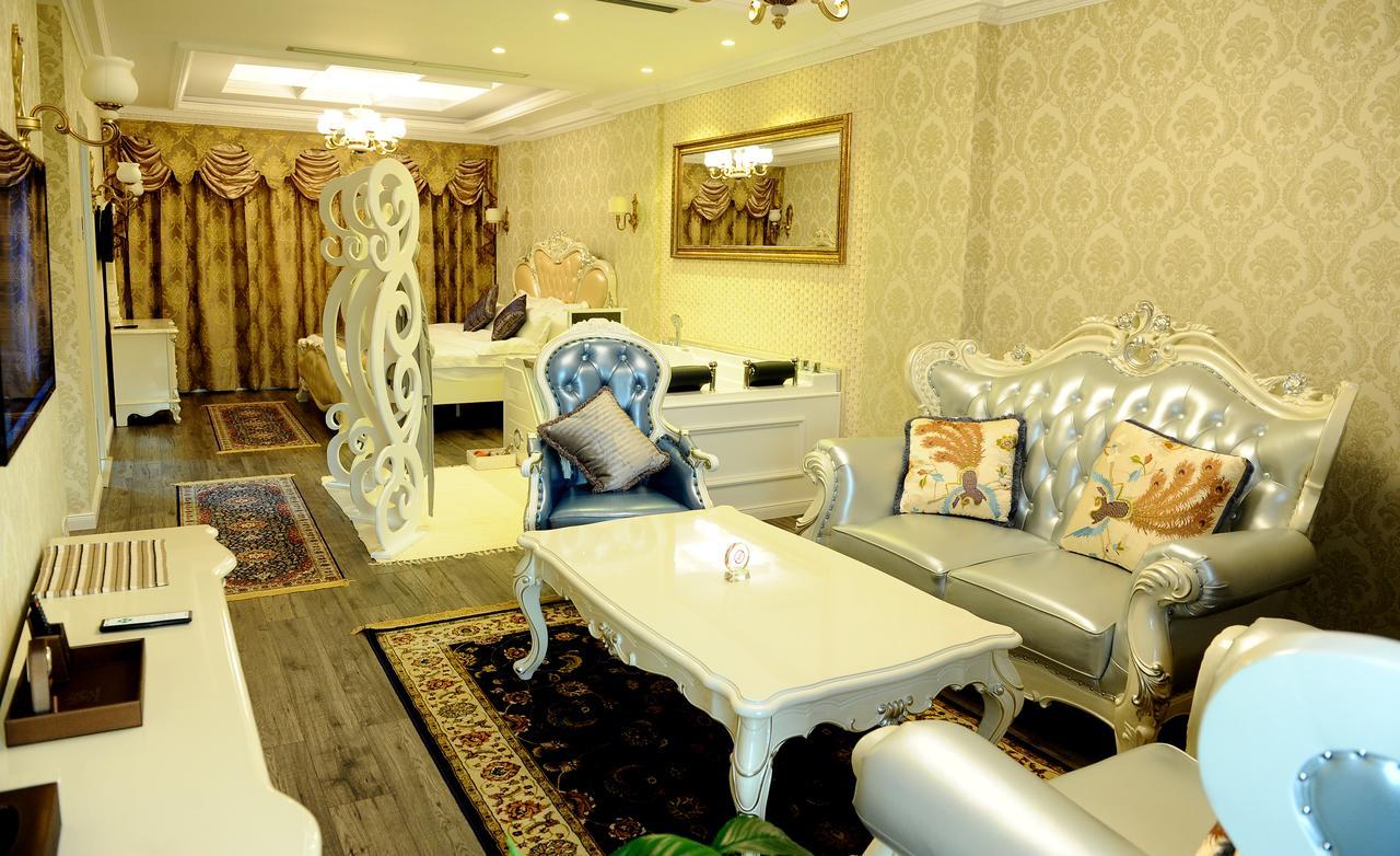 Hotel Britania Kamez 외부 사진