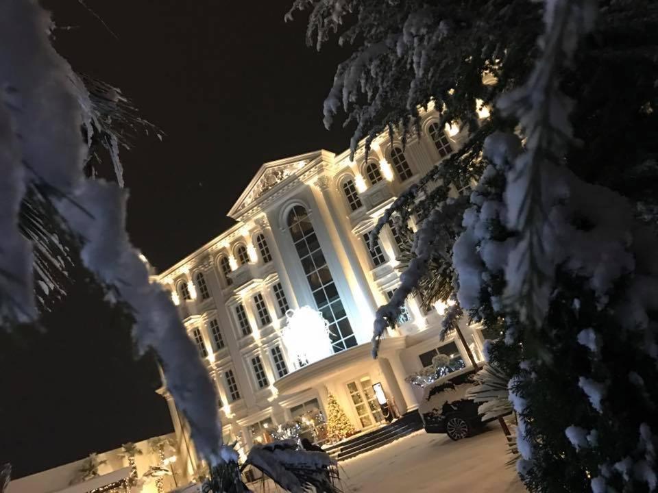 Hotel Britania Kamez 외부 사진
